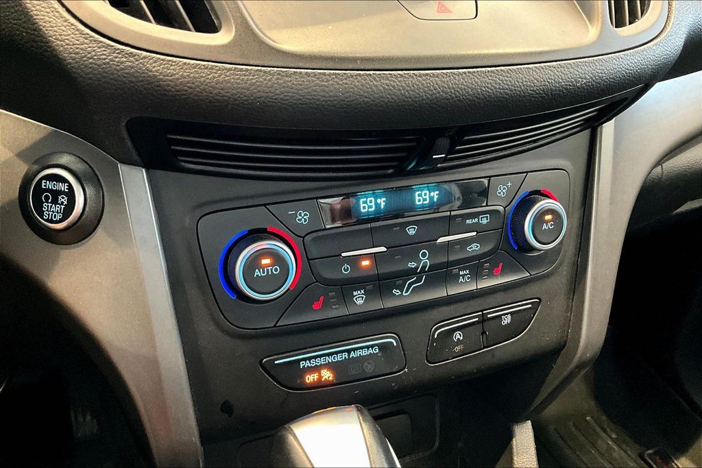 Thumbnail: 2019 Ford Escape - 28
