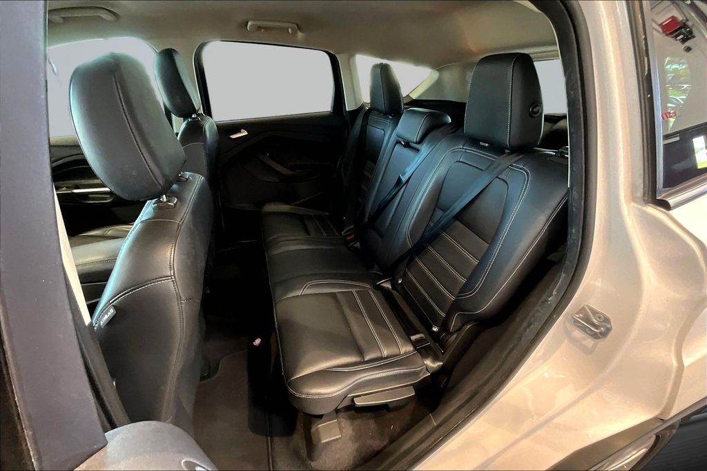 Thumbnail: 2019 Ford Escape - 11