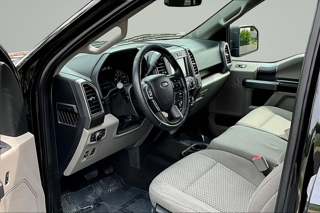 Thumbnail: 2018 Ford F-150 - 11