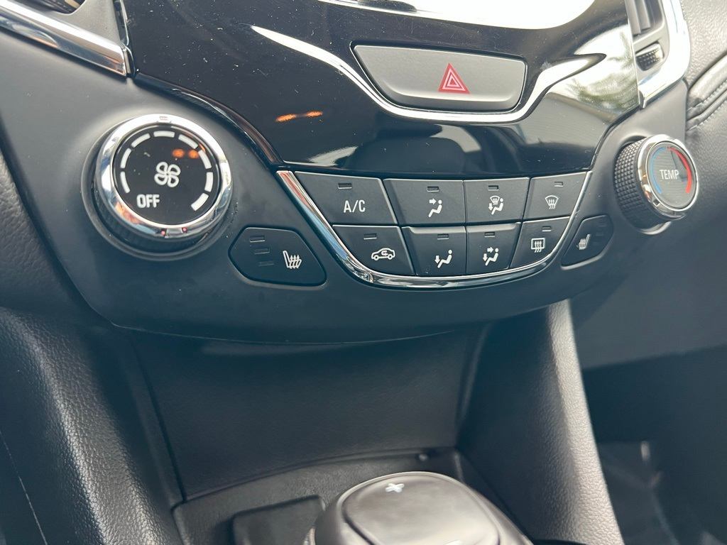 Thumbnail: 2016 Chevrolet Cruze - 30