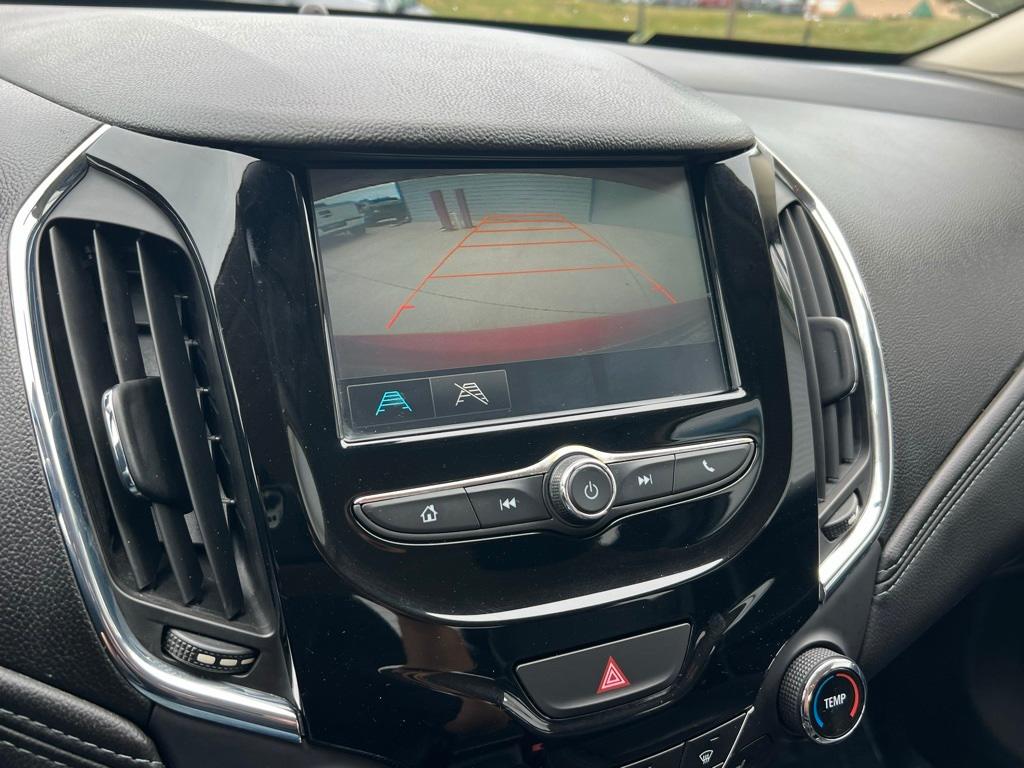 Thumbnail: 2016 Chevrolet Cruze - 29