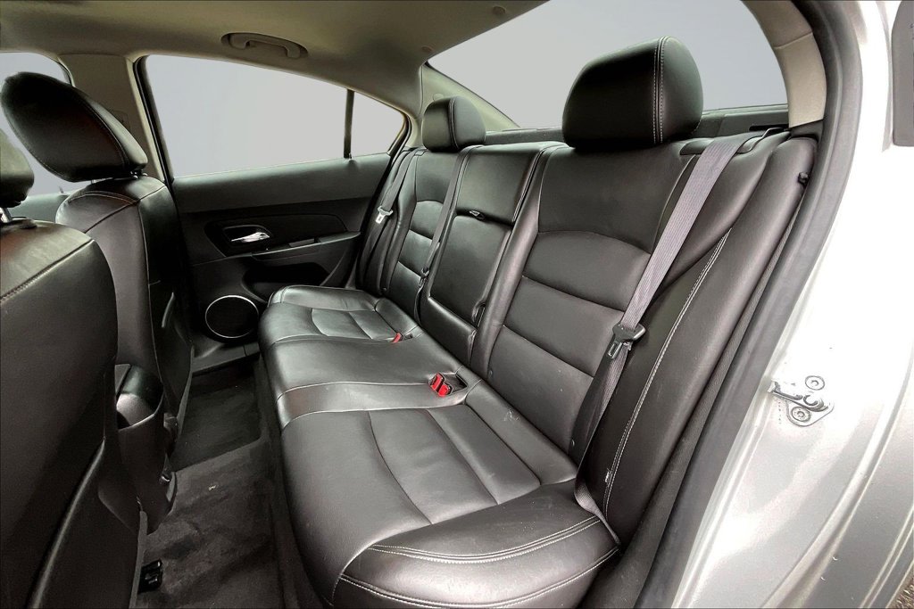 Thumbnail: 2016 Chevrolet Cruze - 29