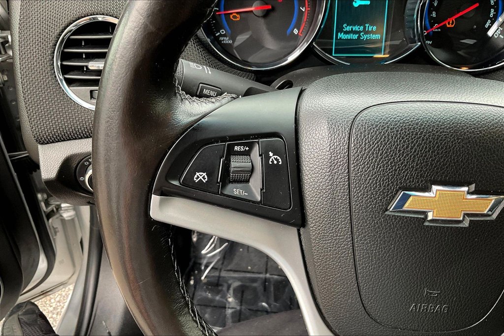 Thumbnail: 2016 Chevrolet Cruze - 24