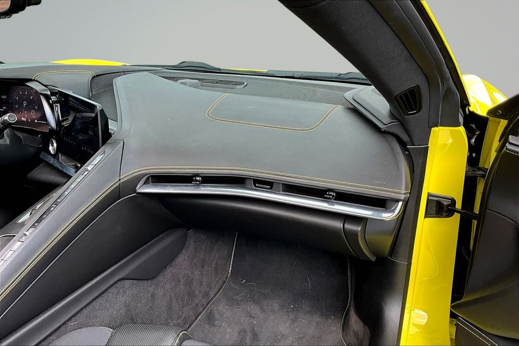 Thumbnail: 2020 Chevrolet Corvette - 12