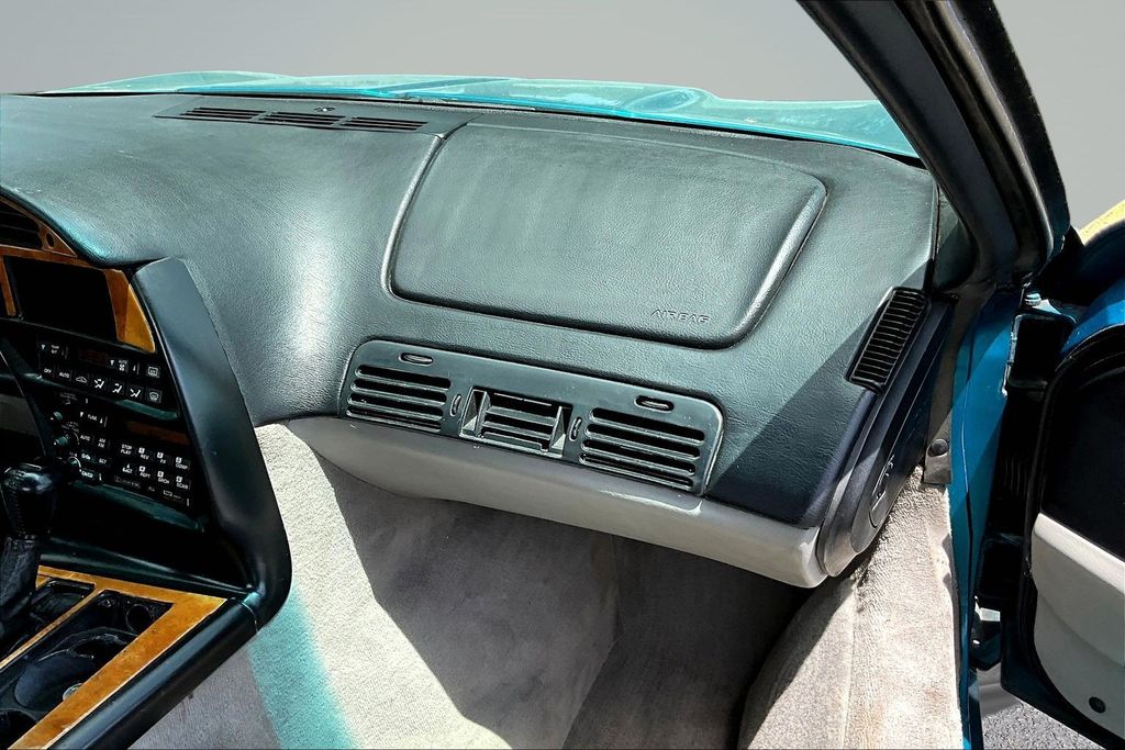 Thumbnail: 1994 Chevrolet Corvette - 20