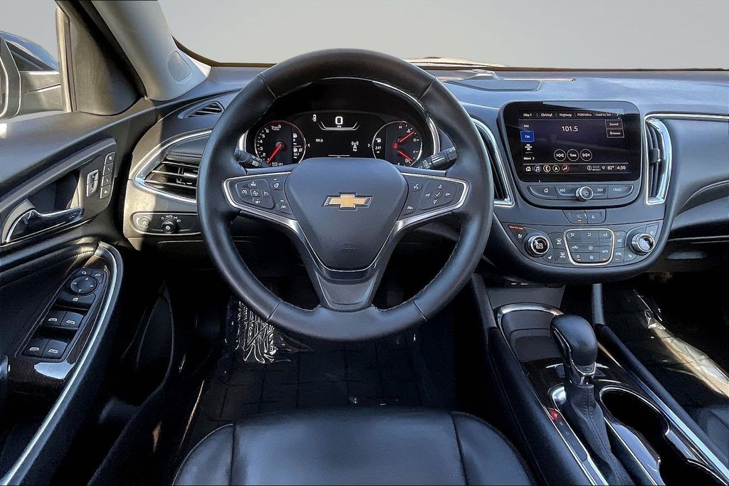 Thumbnail: 2024 Chevrolet Malibu - 2