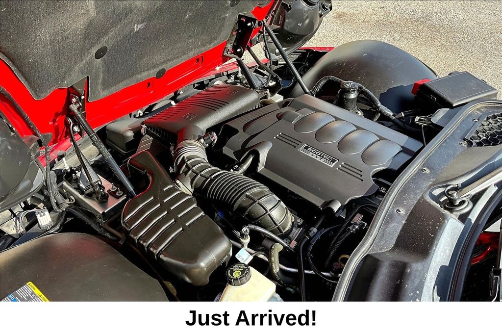 Thumbnail: 2008 Pontiac Solstice - 7