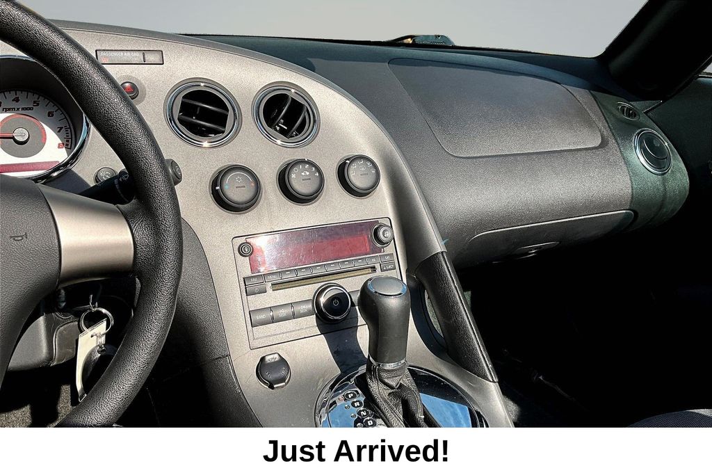 Thumbnail: 2008 Pontiac Solstice - 12