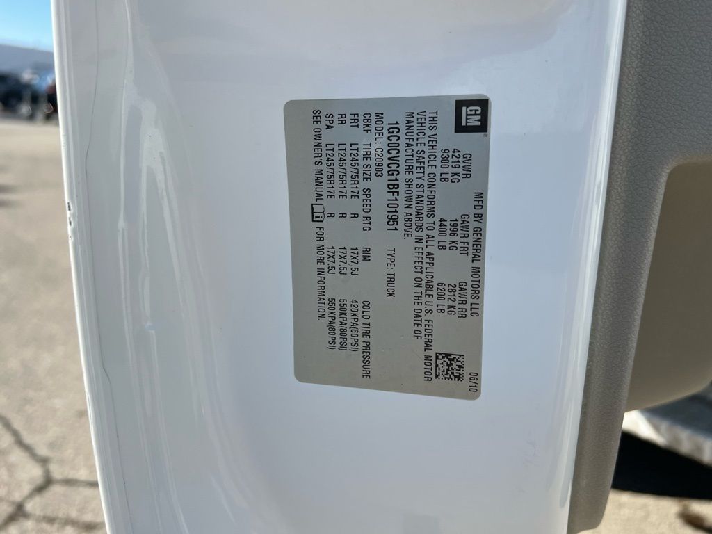 Thumbnail: 2011 Chevrolet Silverado 2500 - 40