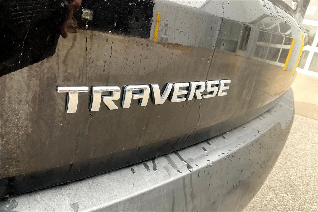 Thumbnail: 2018 Chevrolet Traverse - 6