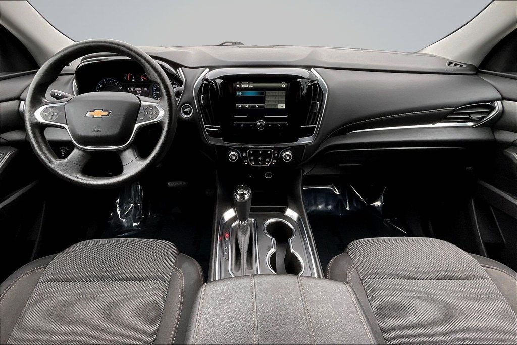 Thumbnail: 2018 Chevrolet Traverse - 13