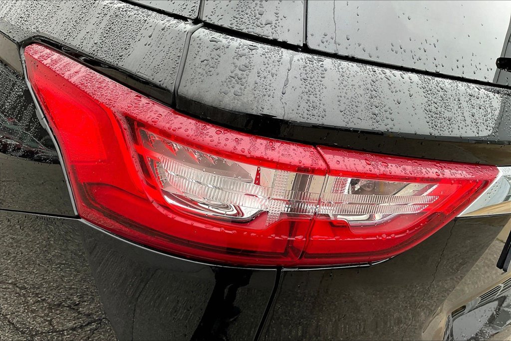 Thumbnail: 2018 Chevrolet Traverse - 33