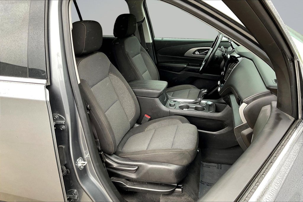 Thumbnail: 2019 Chevrolet Traverse - 10