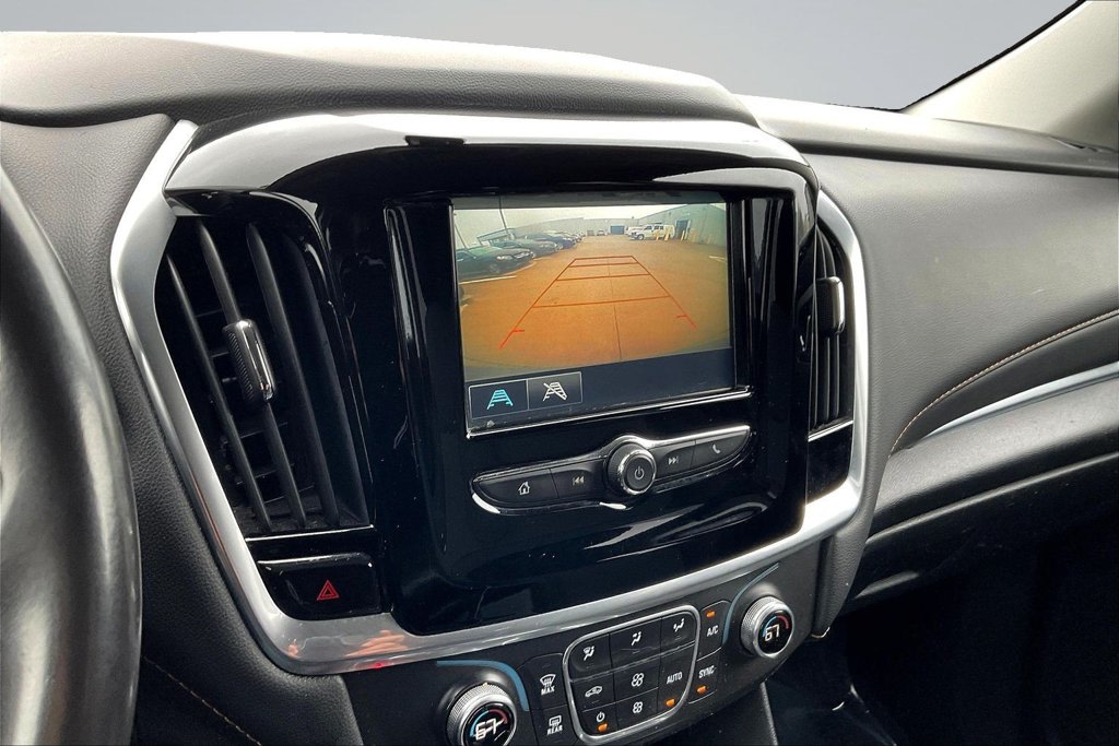 Thumbnail: 2019 Chevrolet Traverse - 15