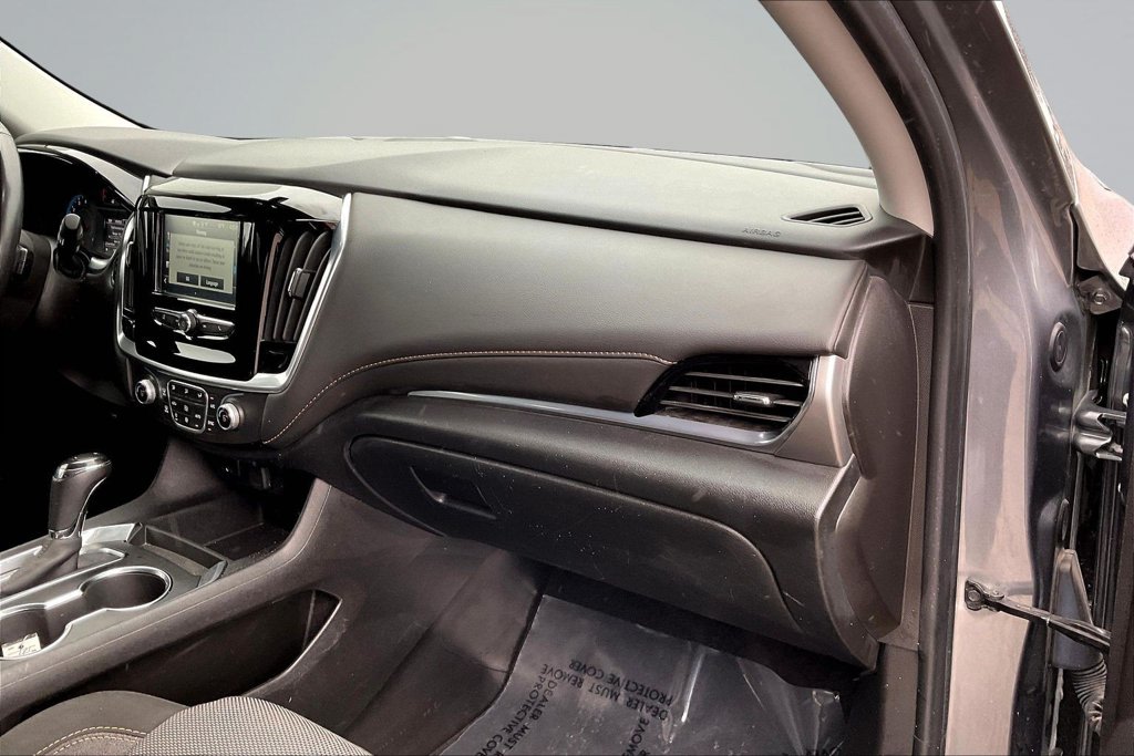 Thumbnail: 2019 Chevrolet Traverse - 23