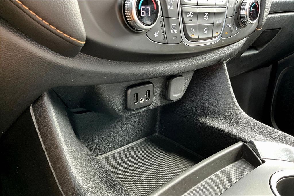 Thumbnail: 2019 Chevrolet Traverse - 30