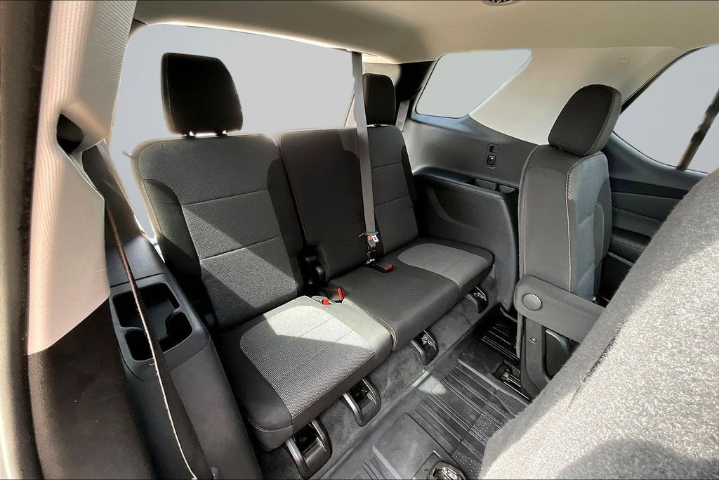 Thumbnail: 2019 Chevrolet Traverse - 32