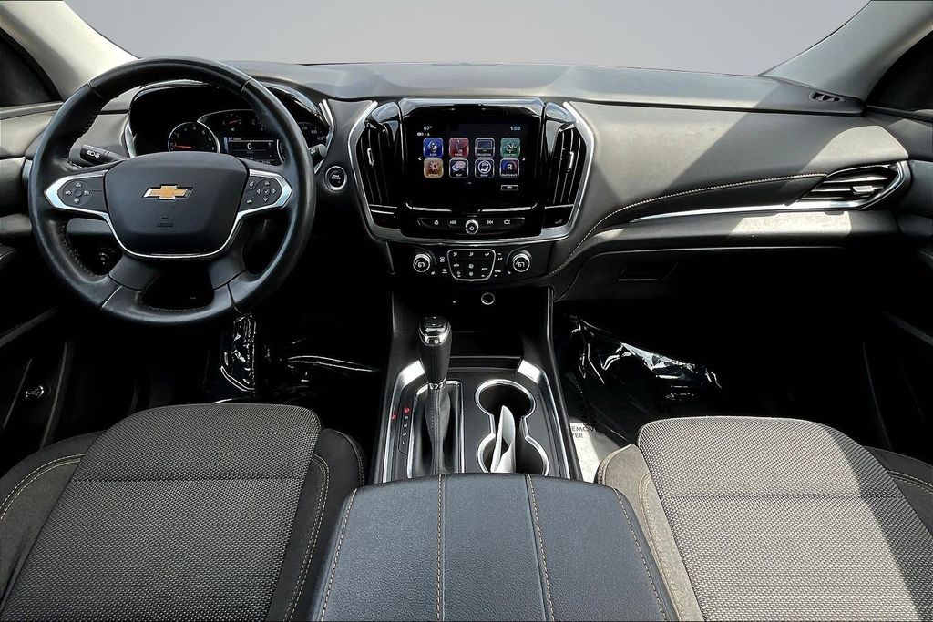 Thumbnail: 2019 Chevrolet Traverse - 14