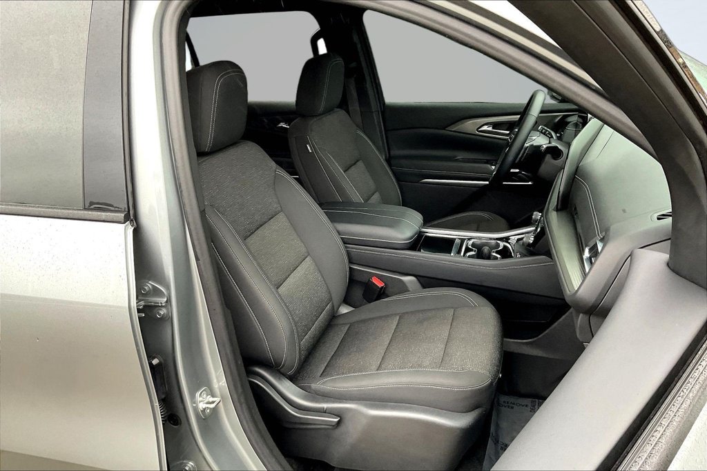 Thumbnail: 2024 Chevrolet Traverse - 10