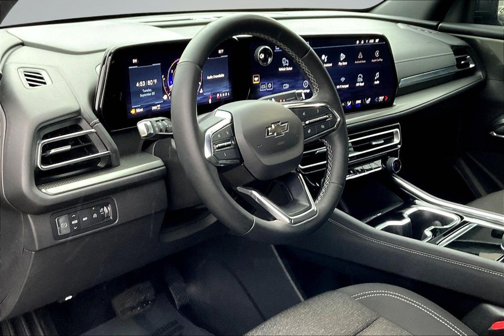 Thumbnail: 2024 Chevrolet Traverse - 9