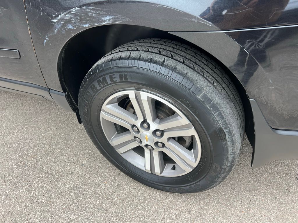 Thumbnail: 2015 Chevrolet Traverse - 20