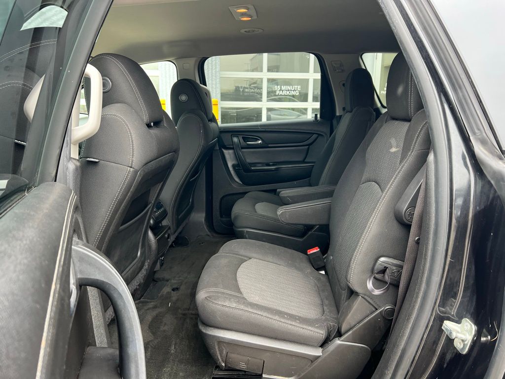 Thumbnail: 2015 Chevrolet Traverse - 10