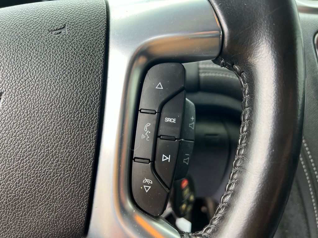 Thumbnail: 2015 Chevrolet Traverse - 33