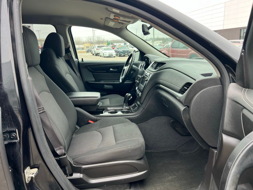 Thumbnail: 2015 Chevrolet Traverse - 30