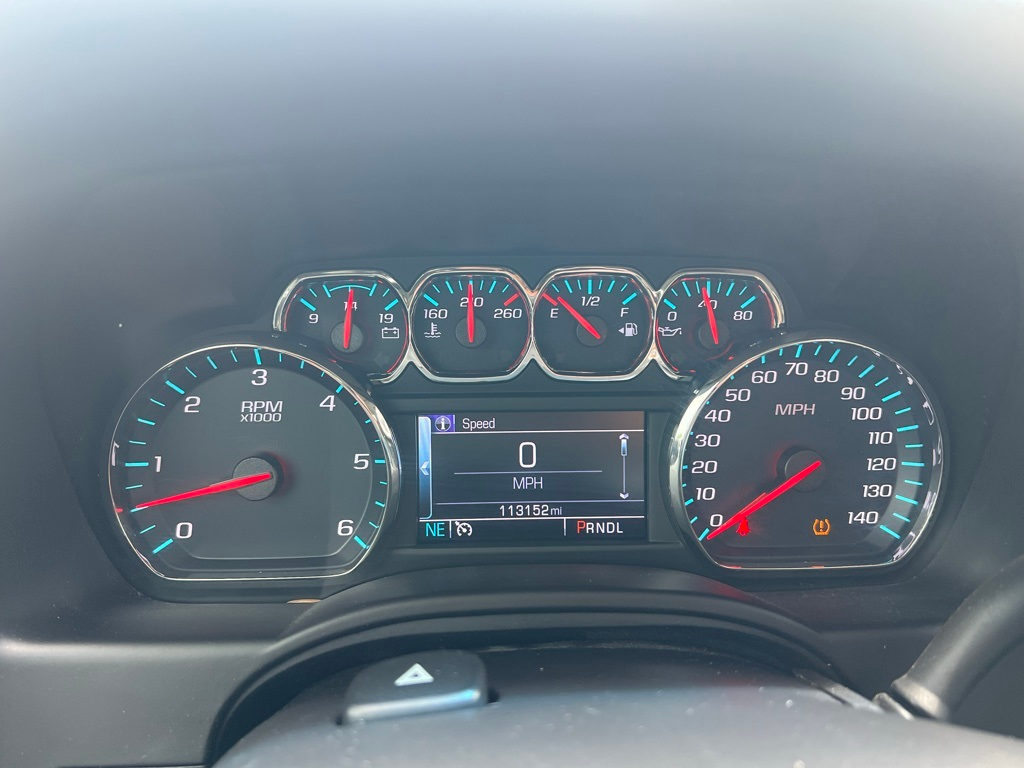 Thumbnail: 2019 Chevrolet Tahoe - 13