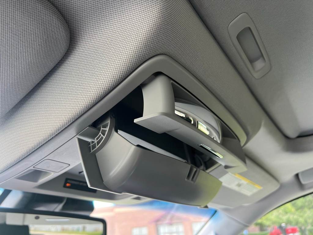 Thumbnail: 2019 Chevrolet Tahoe - 32