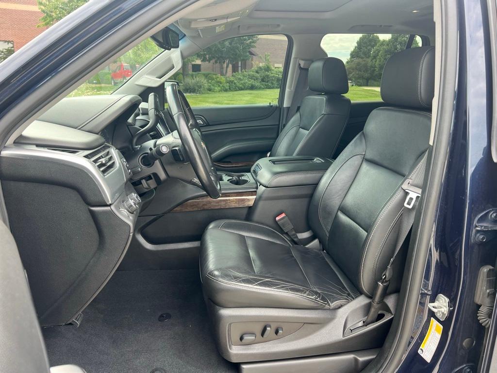 Thumbnail: 2019 Chevrolet Tahoe - 10