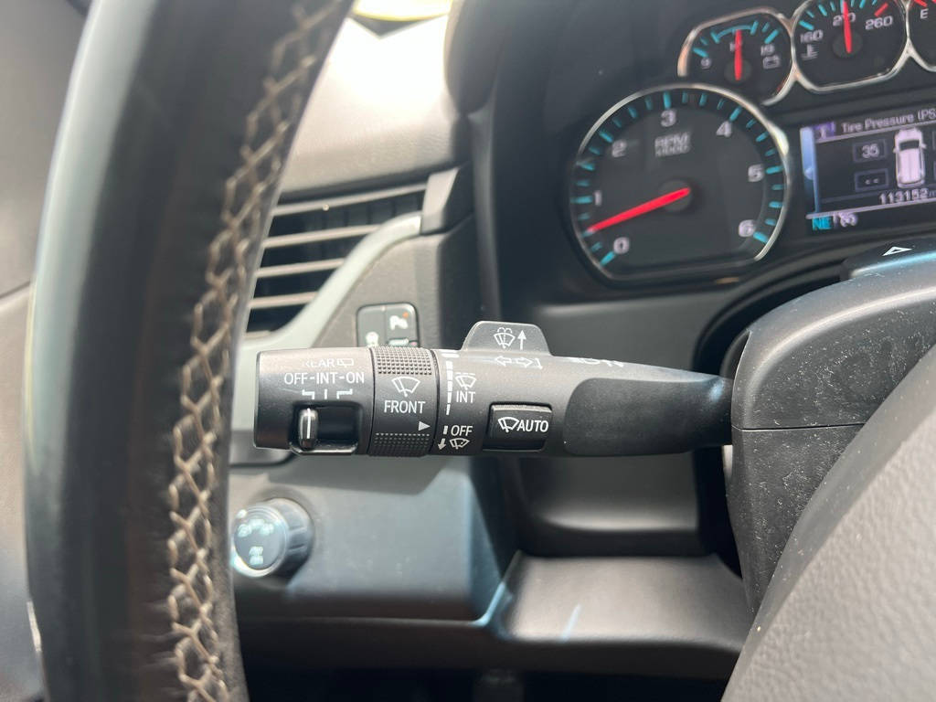 Thumbnail: 2019 Chevrolet Tahoe - 31