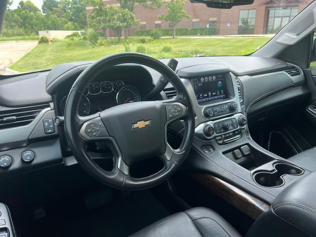 Thumbnail: 2019 Chevrolet Tahoe - 2