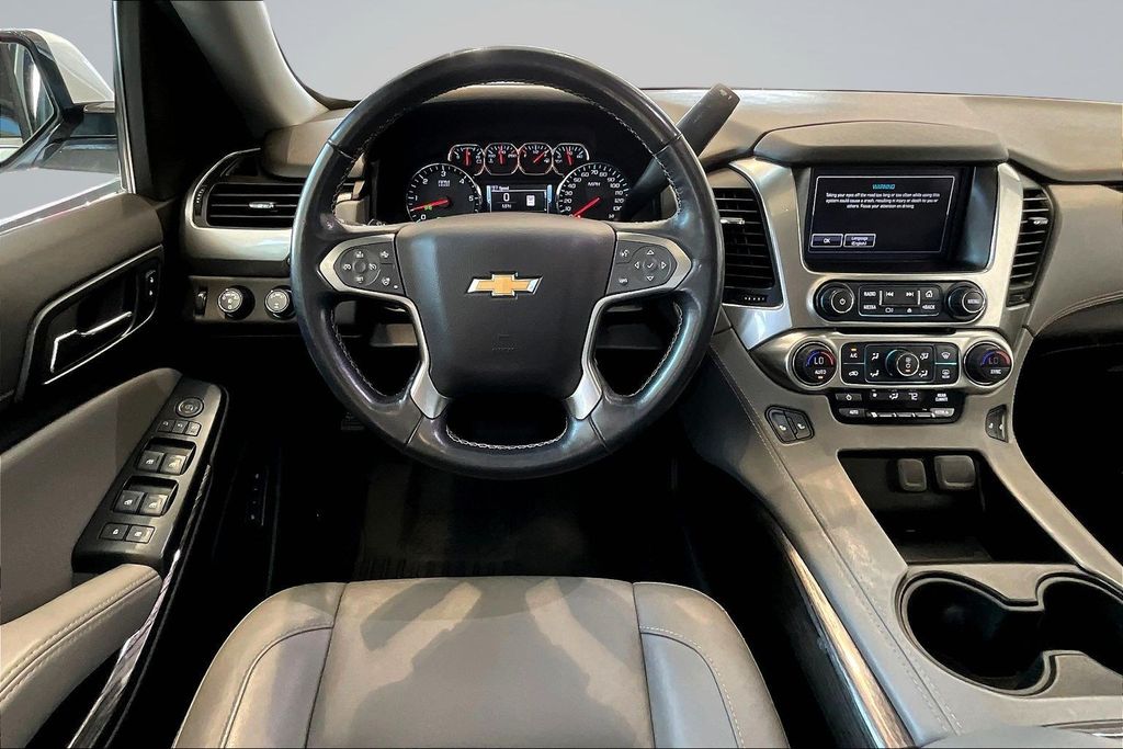 Thumbnail: 2019 Chevrolet Tahoe - 2