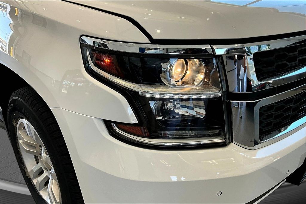 Thumbnail: 2019 Chevrolet Tahoe - 33
