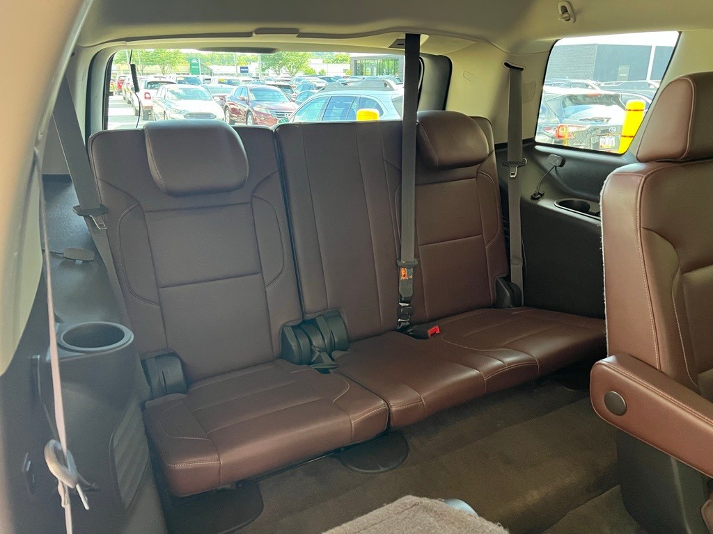 Thumbnail: 2015 Chevrolet Tahoe - 30