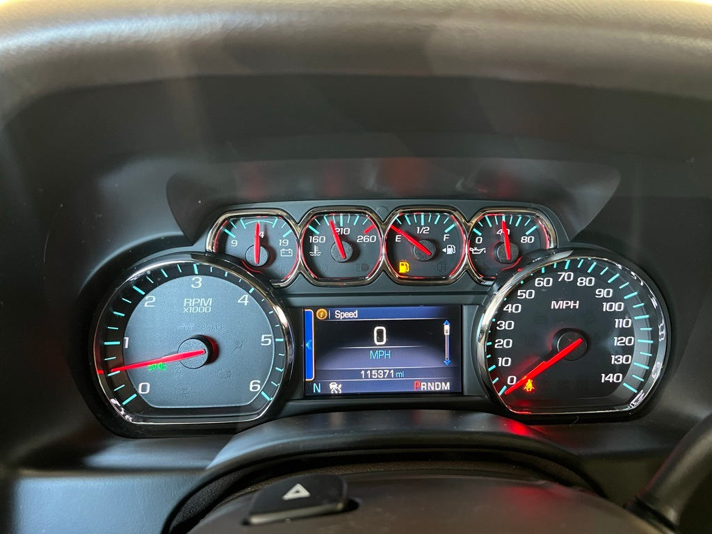 Thumbnail: 2015 Chevrolet Tahoe - 14