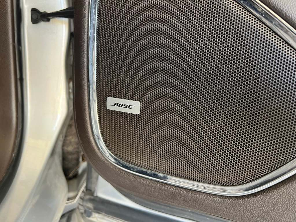 Thumbnail: 2015 Chevrolet Tahoe - 36