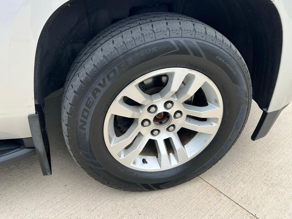 Thumbnail: 2019 Chevrolet Suburban - 25