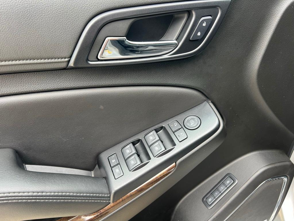 Thumbnail: 2019 Chevrolet Suburban - 26