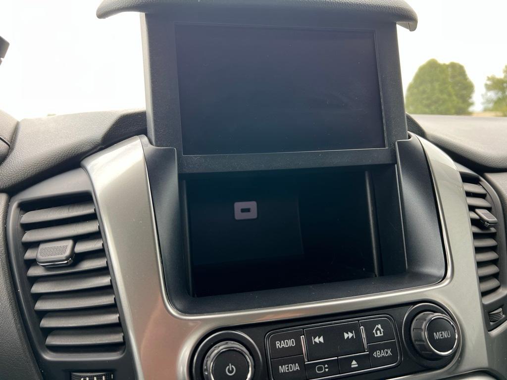 Thumbnail: 2019 Chevrolet Suburban - 15