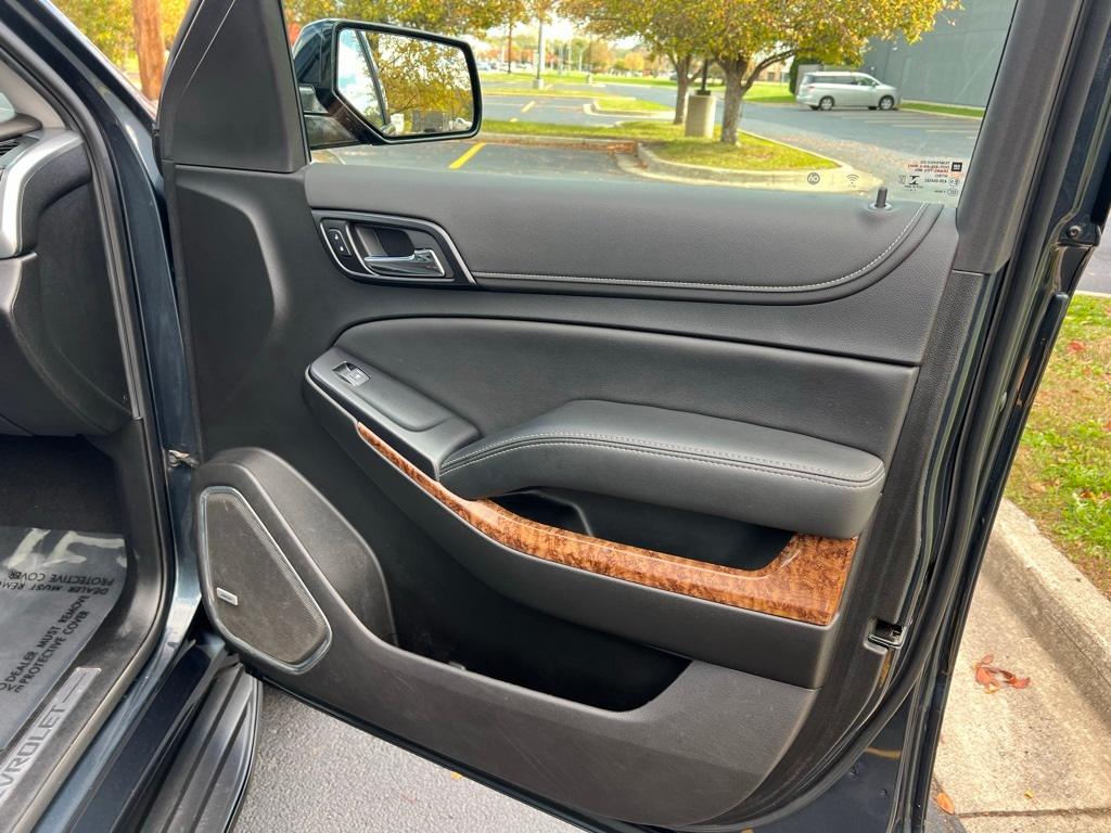 Thumbnail: 2020 Chevrolet Suburban - 43