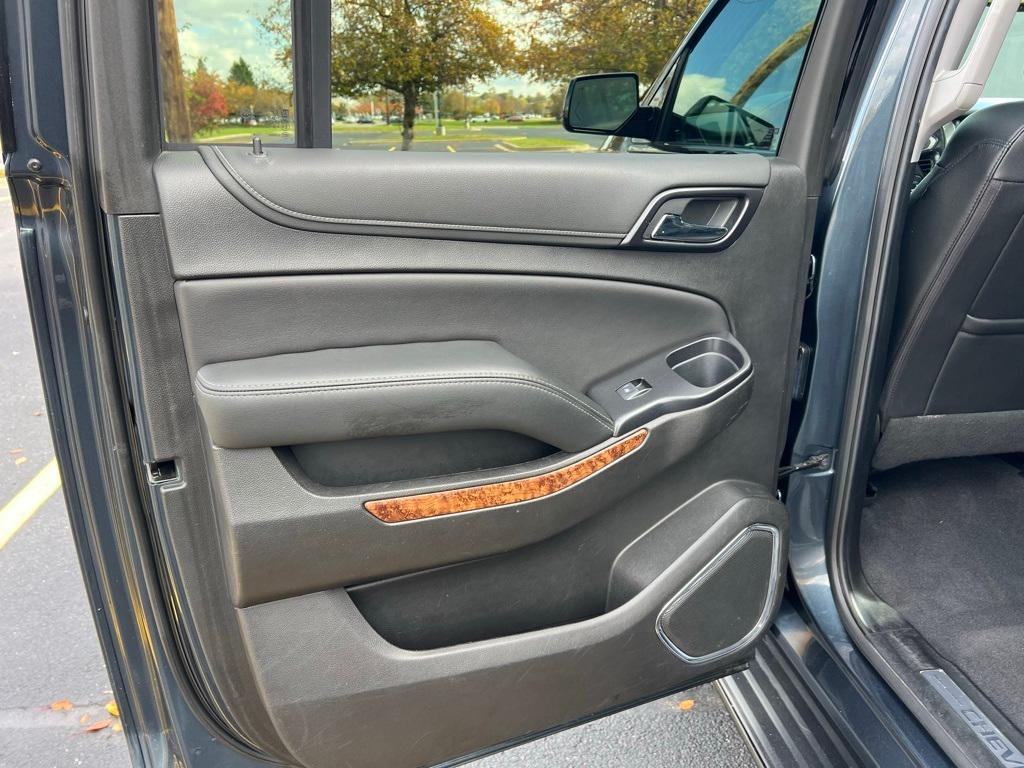 Thumbnail: 2020 Chevrolet Suburban - 34