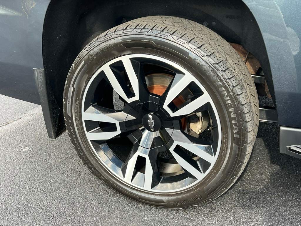 Thumbnail: 2020 Chevrolet Suburban - 23