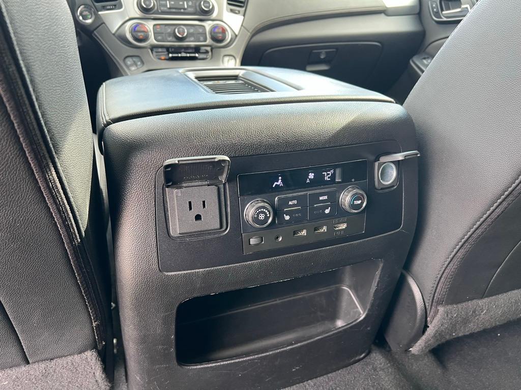 Thumbnail: 2020 Chevrolet Suburban - 35