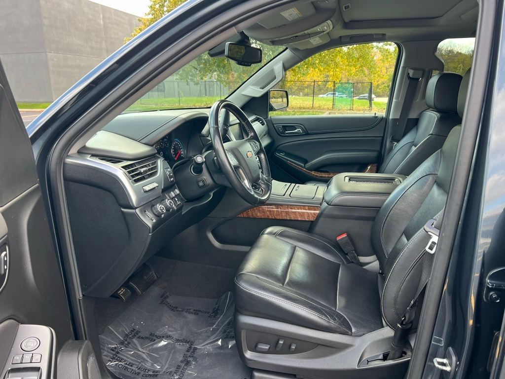 Thumbnail: 2020 Chevrolet Suburban - 12