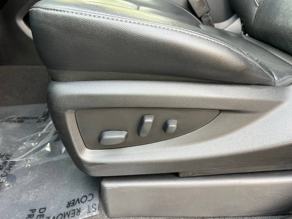 Thumbnail: 2020 Chevrolet Suburban - 32