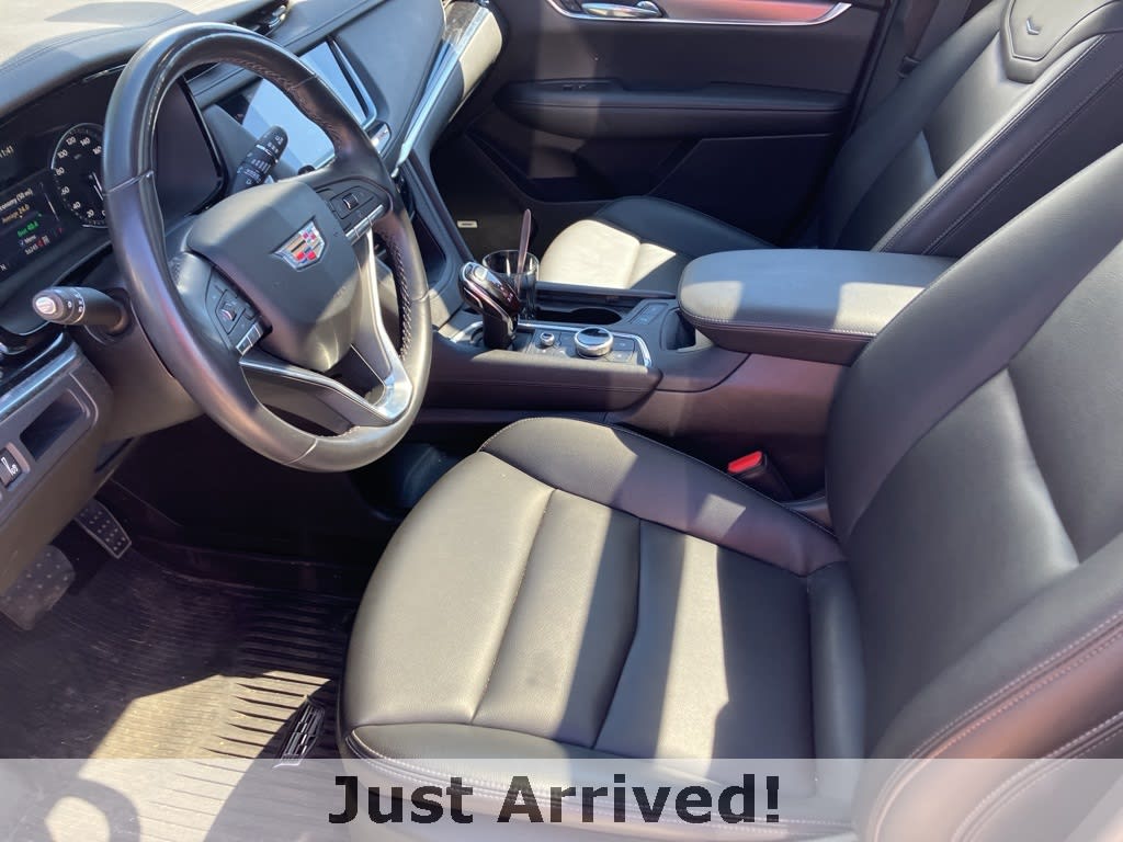 Thumbnail: 2023 Cadillac XT6 - 5