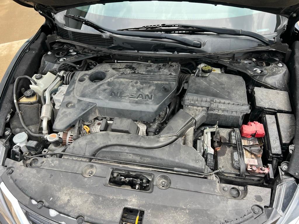 Thumbnail: 2016 Nissan Altima - 7