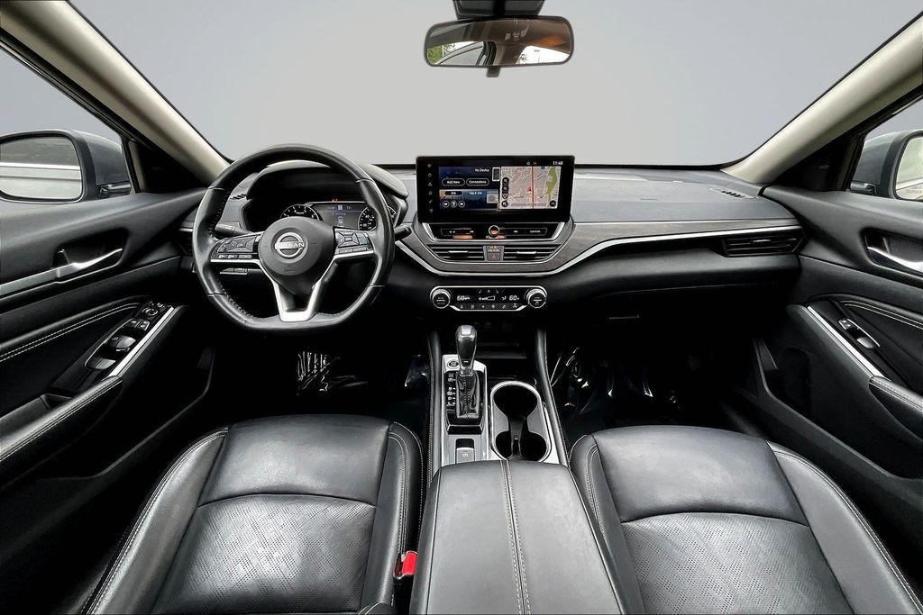 Thumbnail: 2023 Nissan Altima - 14